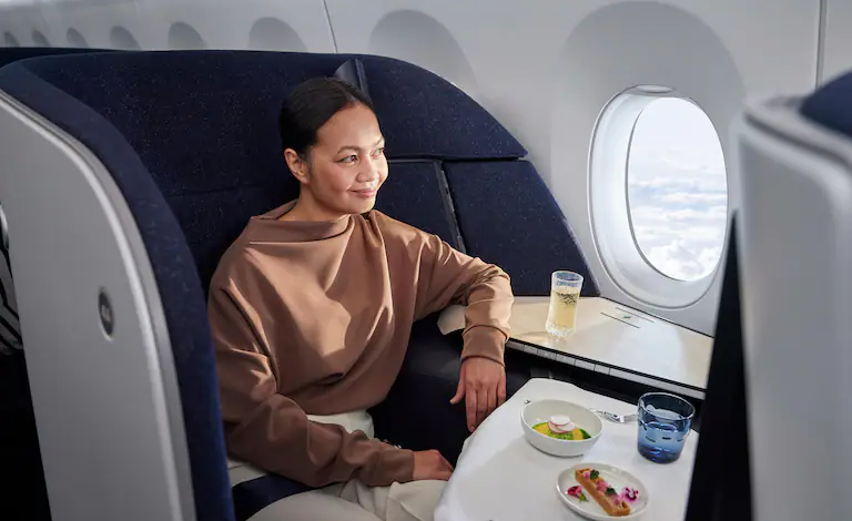 Best Airlines for Business Class Travel from USA to India in 2025